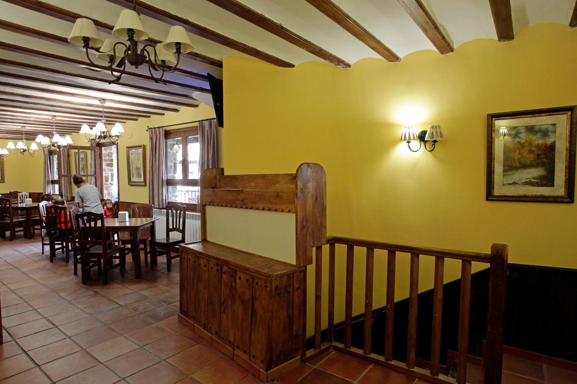 Casona Santa Coloma Guest House Matute de la Sierra ภายนอก รูปภาพ